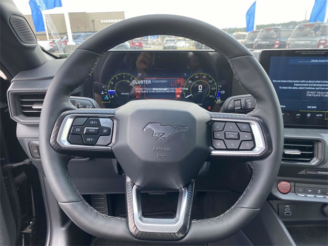 2025 Ford Mustang EcoBoost photo 5