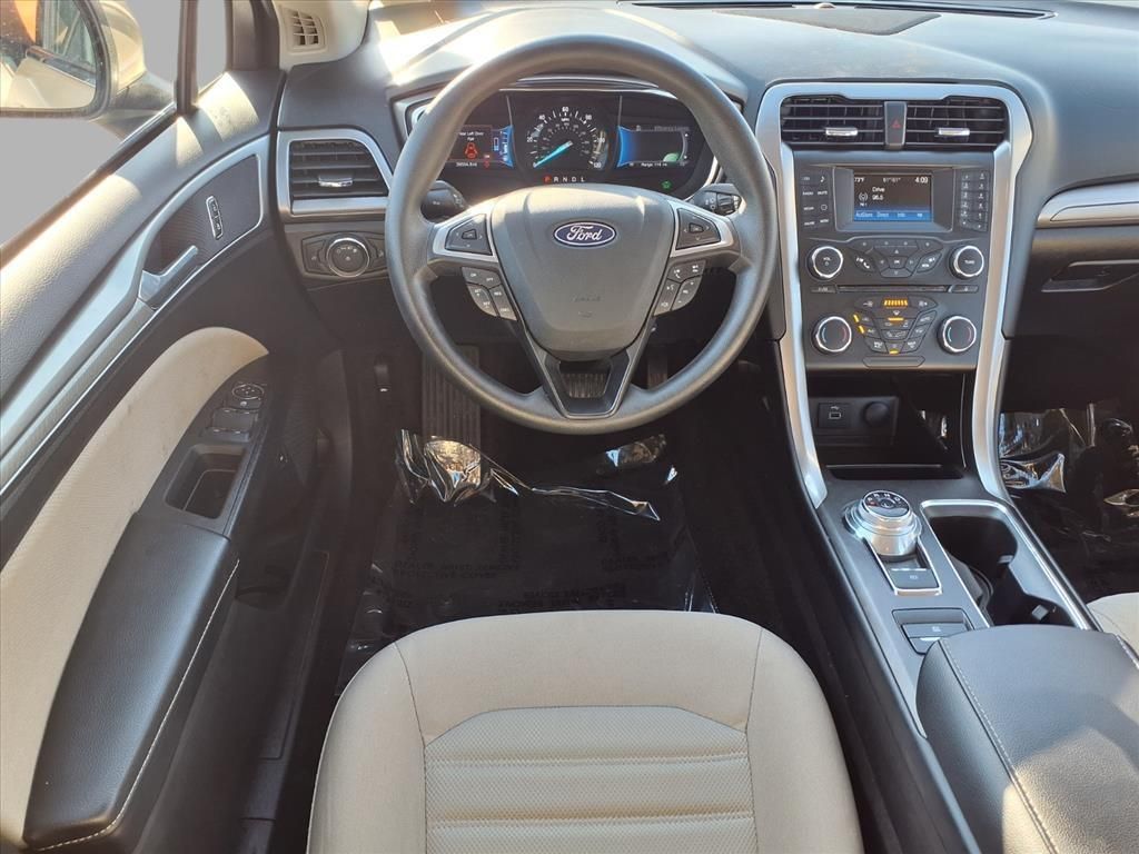 2018 Ford Fusion Hybrid S photo 4