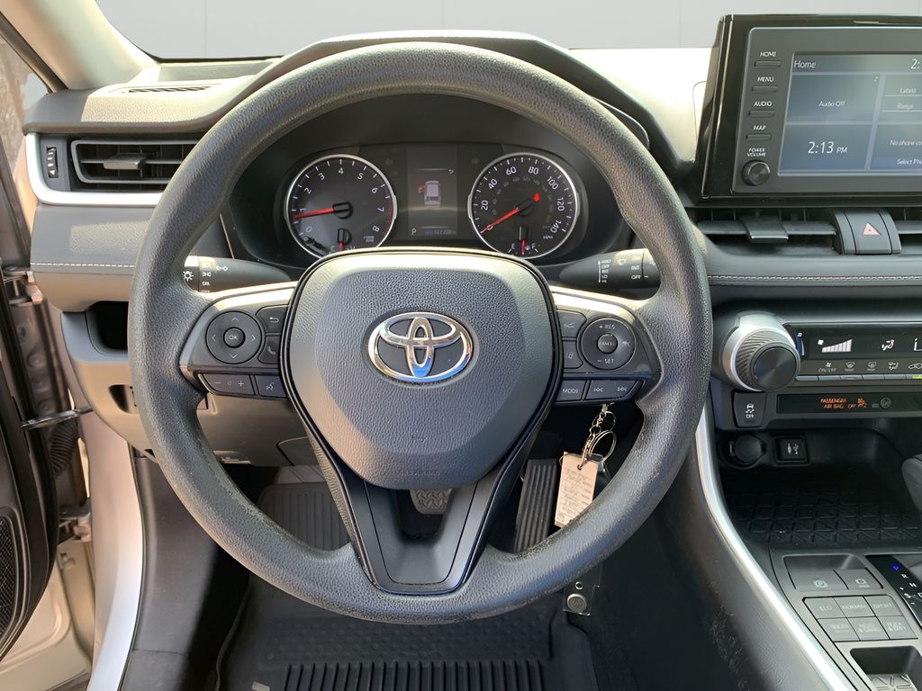 2019 Toyota RAV4 LE photo 21