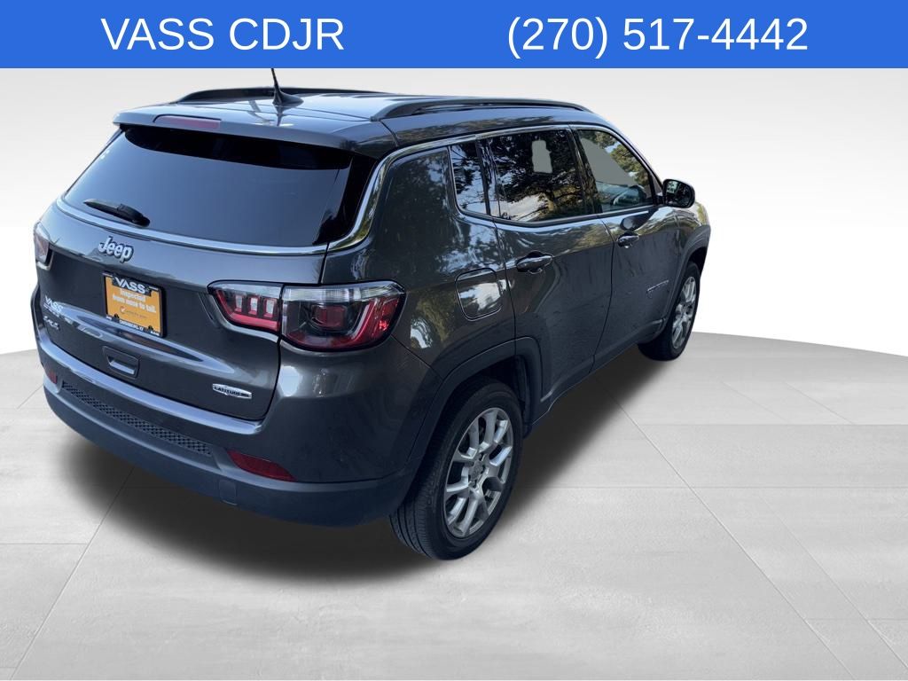2022 Jeep Compass Latitude Lux Altitude photo 9