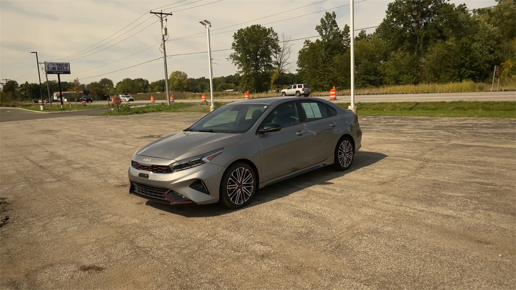 2022 Kia Forte GT photo 4