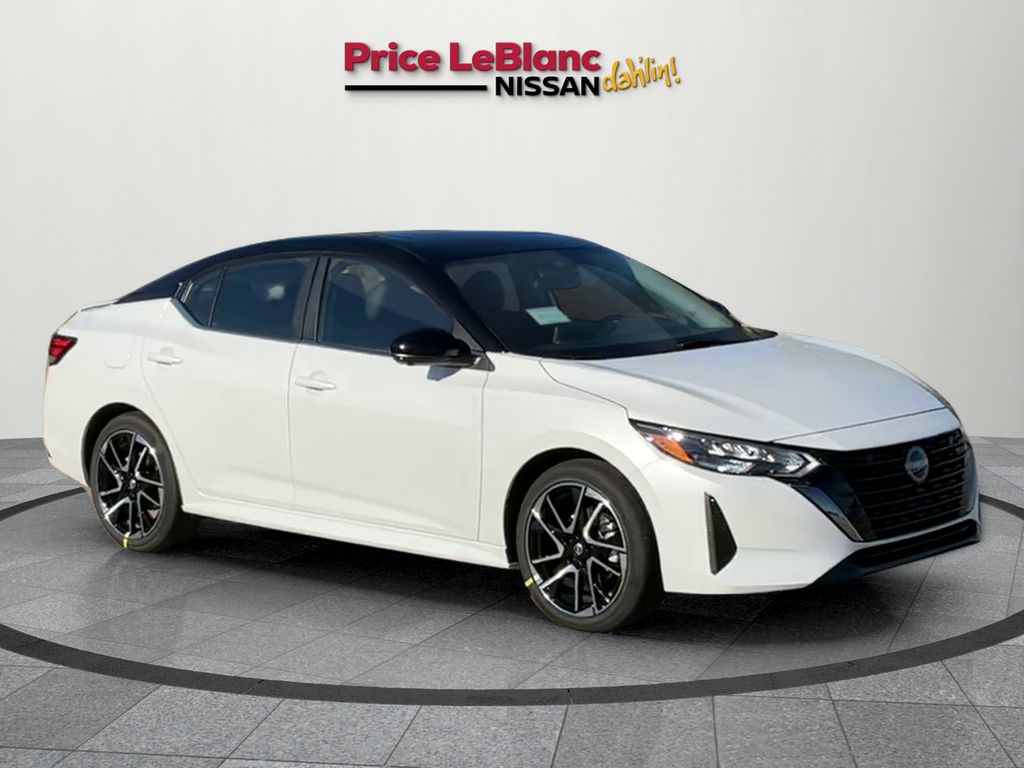 2025 Nissan Sentra SR's photo