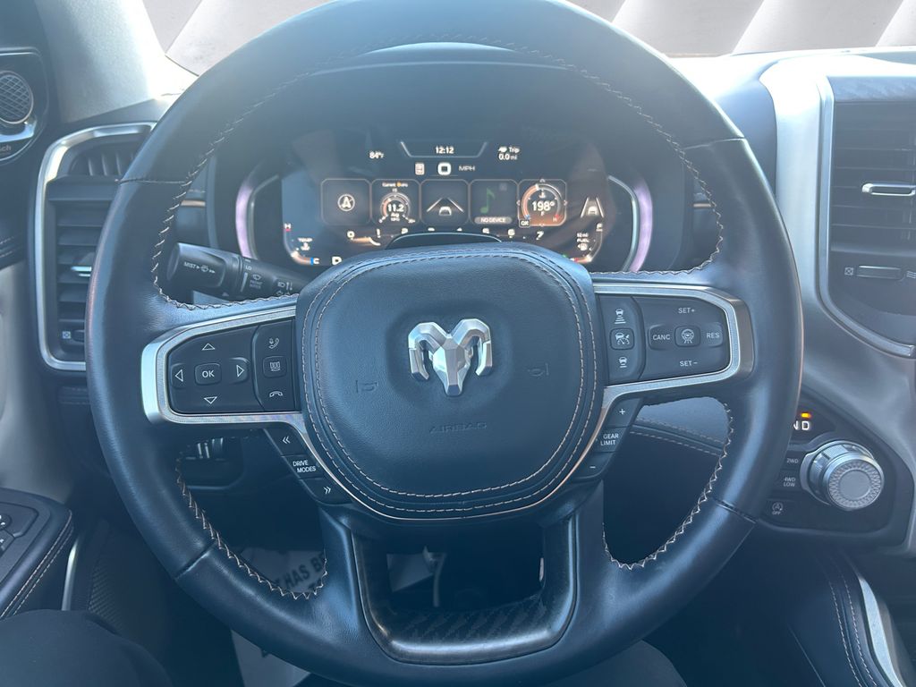 2025 Ram 1500 photo 9