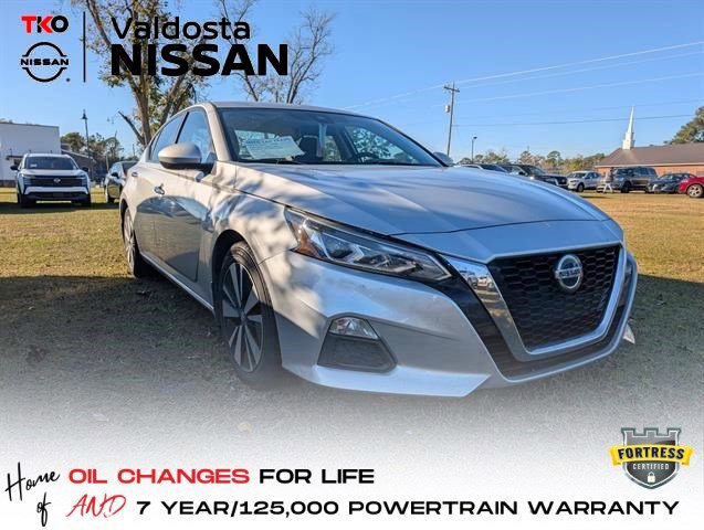 2022 Nissan Altima SV's photo