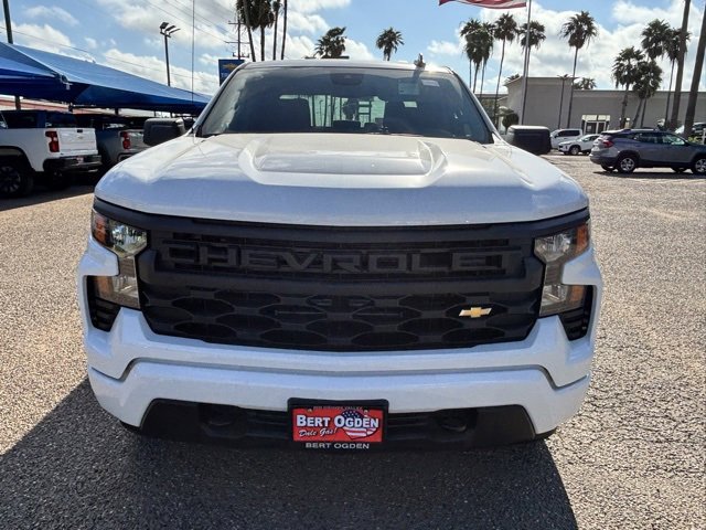 2026 Chevrolet Silverado 1500 Custom photo 2