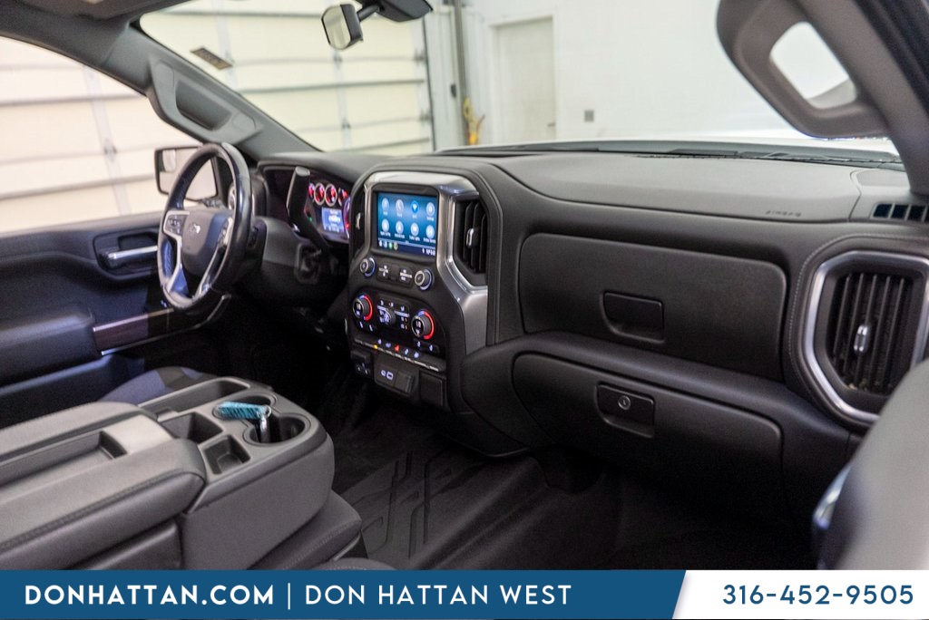 2021 Chevrolet Silverado 1500 RST photo 25