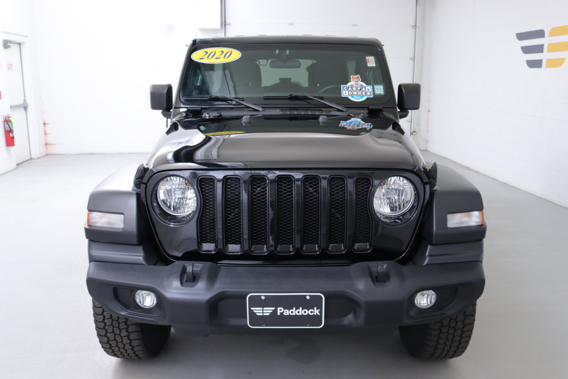 2020 Jeep Wrangler Unlimited Sport Altitude photo 2