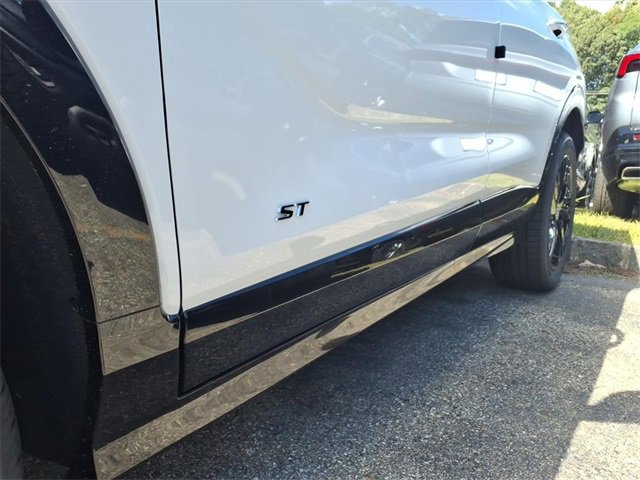2026 Buick Encore GX Sport Touring photo 4