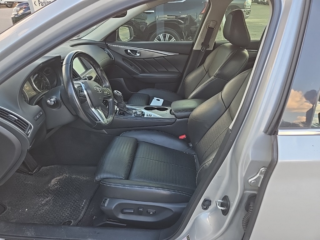 2019 Infiniti Q50 3.0t Signature Edition photo 6