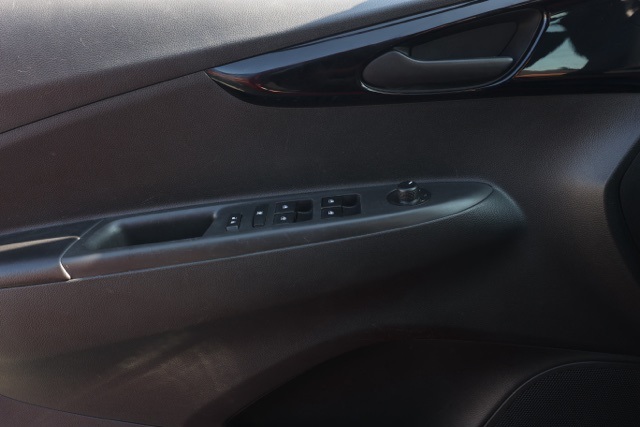 2022 Chevrolet Spark 1LT photo 21