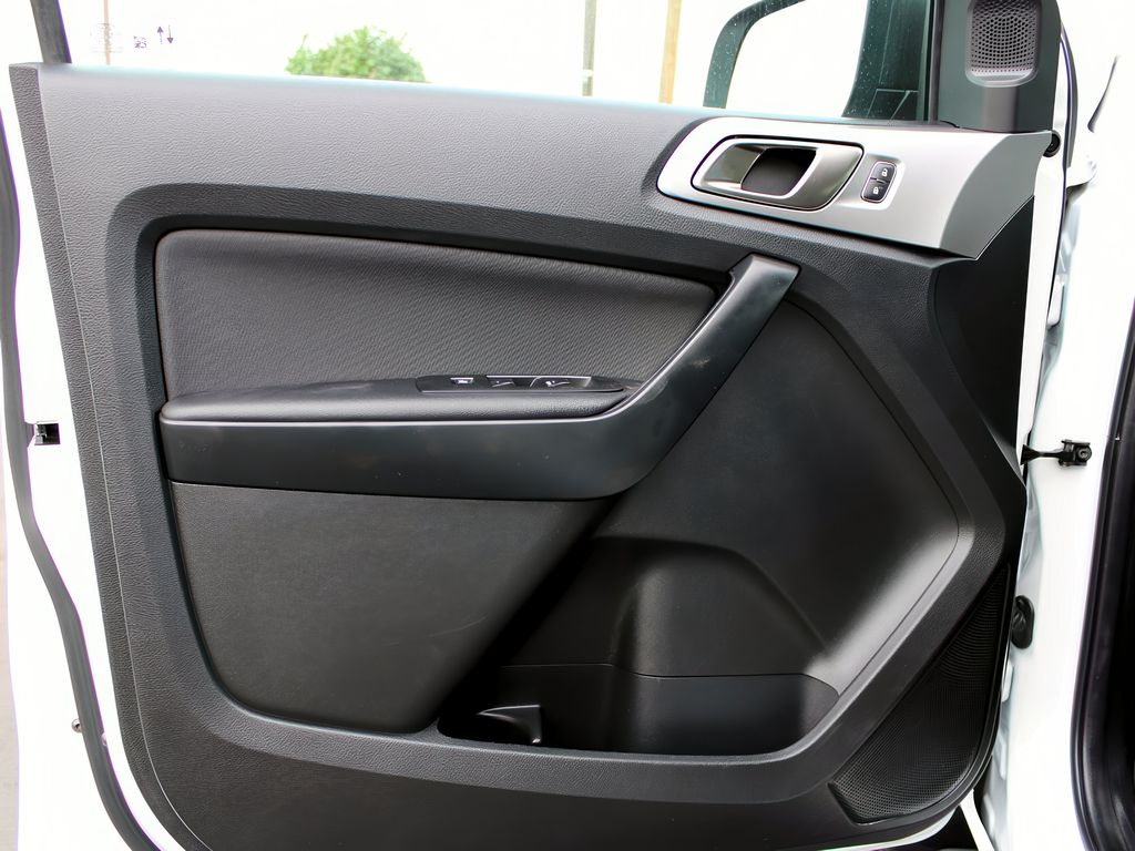 2021 Ford Ranger FX4 XLT photo 9