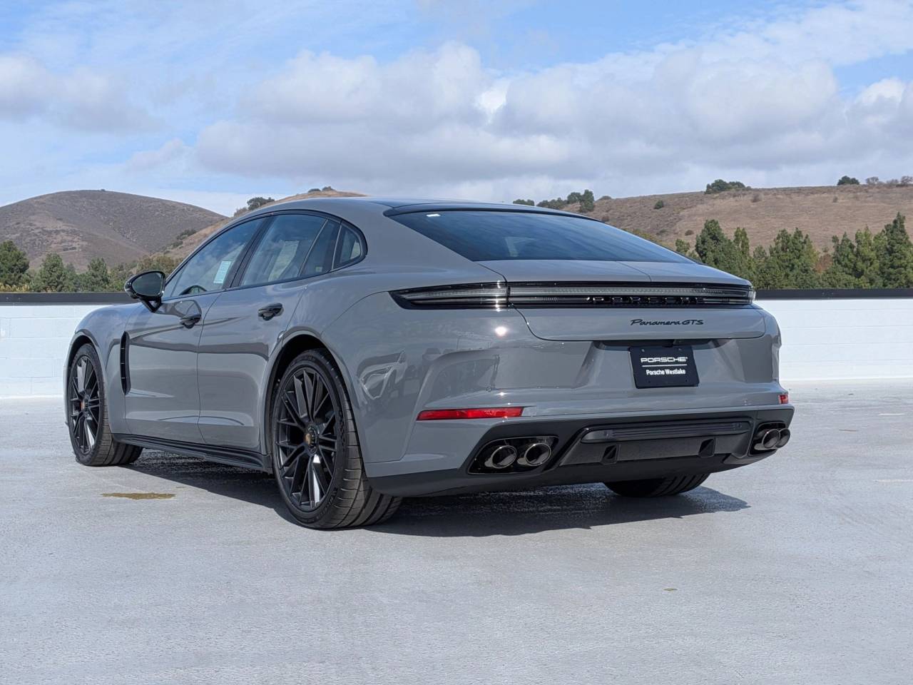 2026 Porsche Panamera GTS photo 3