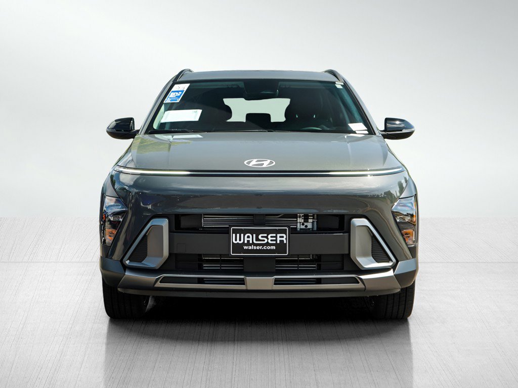 2026 Hyundai Kona SEL photo 2