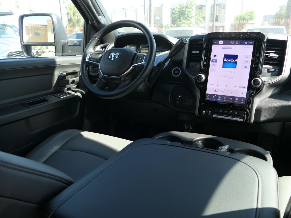 2026 Ram 3500 Tradesman photo 19
