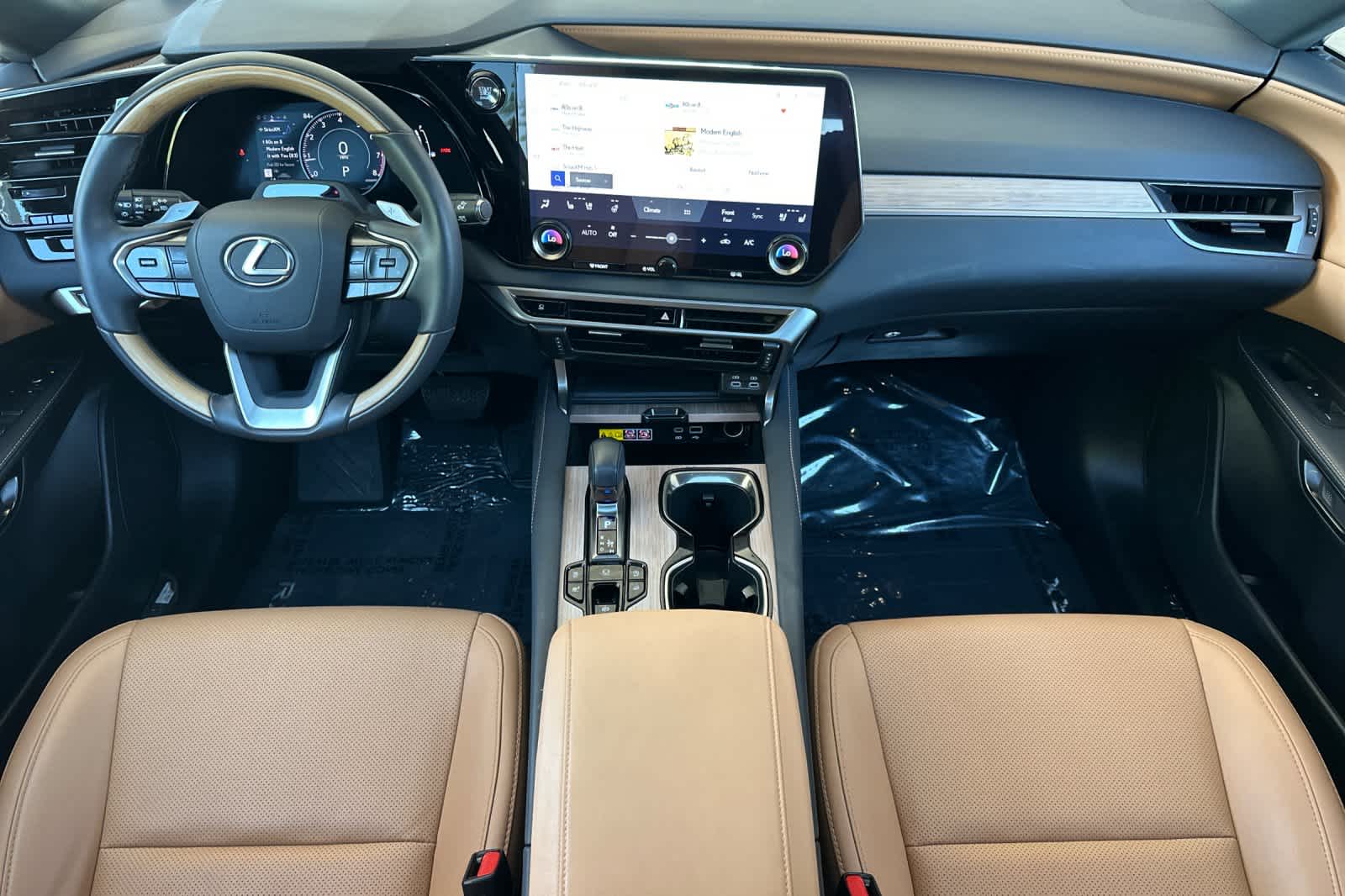 2024 Lexus RX 350 Premium photo 3