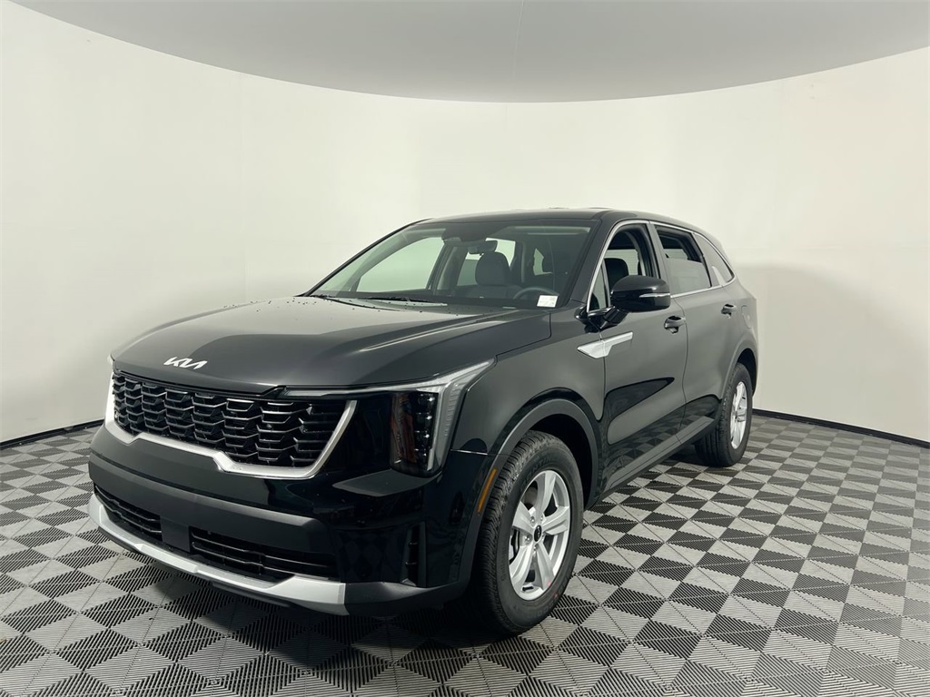 2026 Kia Sorento LX photo 8