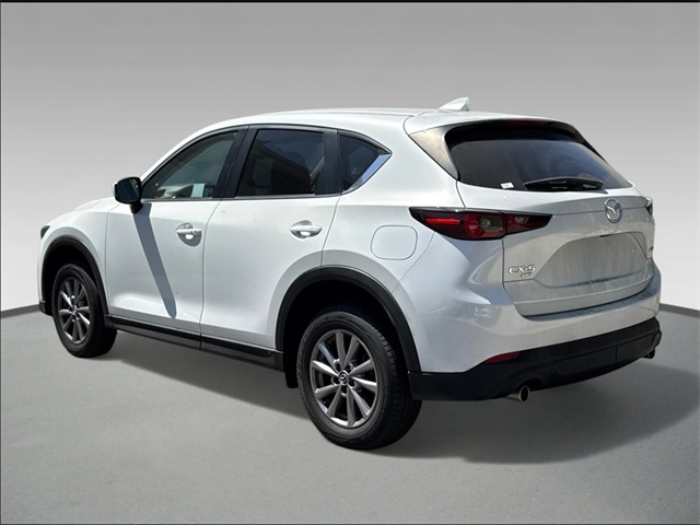 2023 Mazda CX-5 2.5 S Preferred photo 2