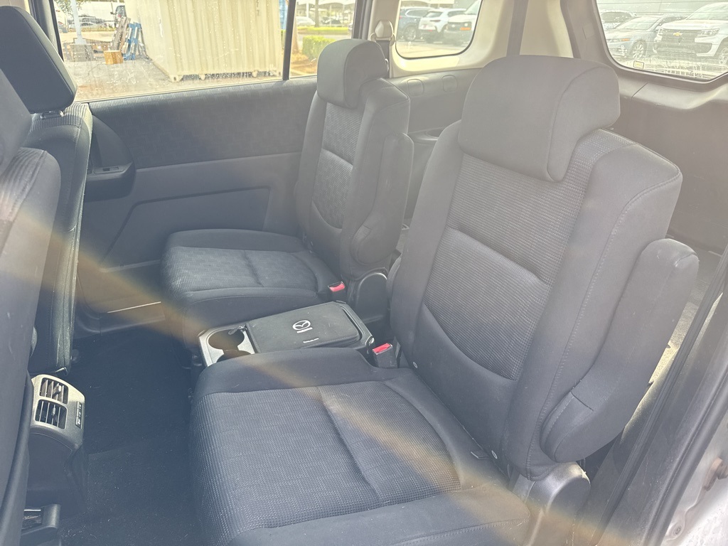 2009 Mazda Mazda5 Sport photo 4