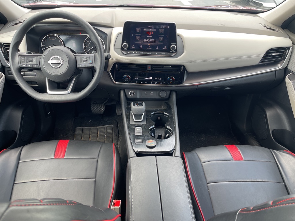 2022 Nissan Rogue SV photo 14