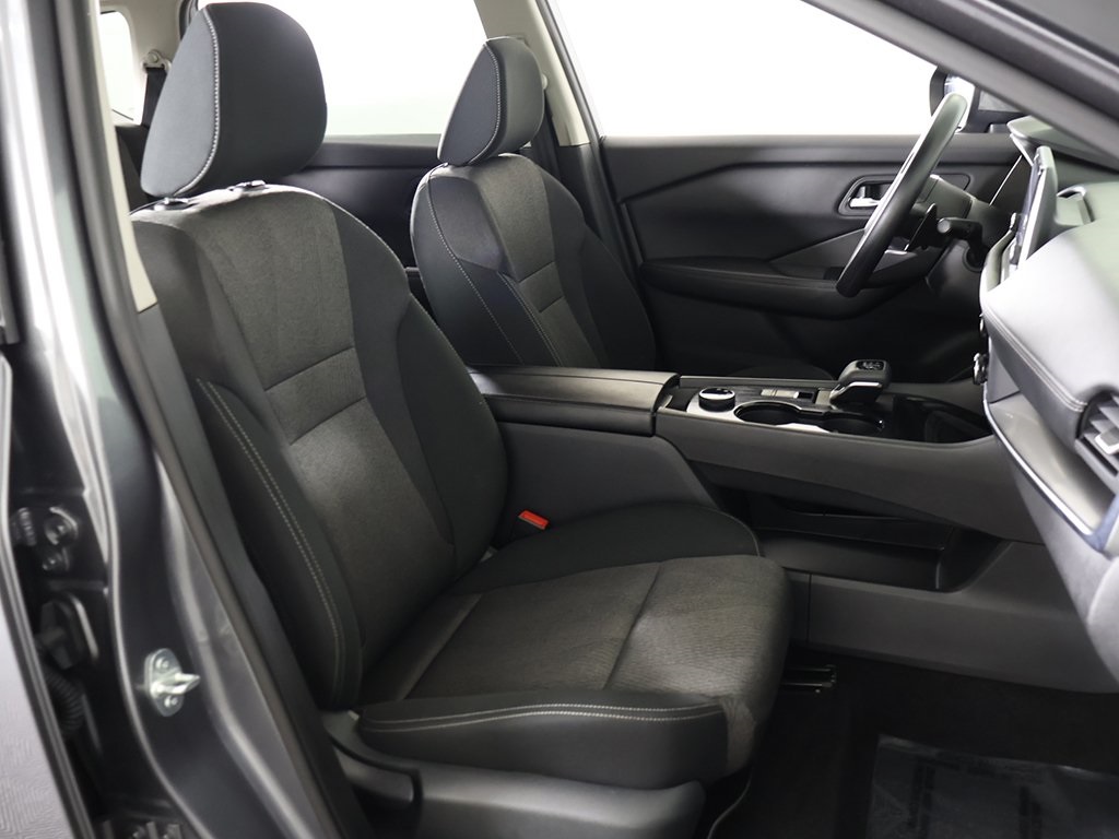 2024 Nissan Rogue SV photo 28