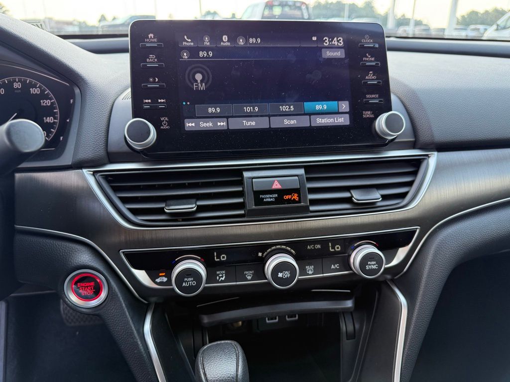 2022 Honda Accord LX photo 18