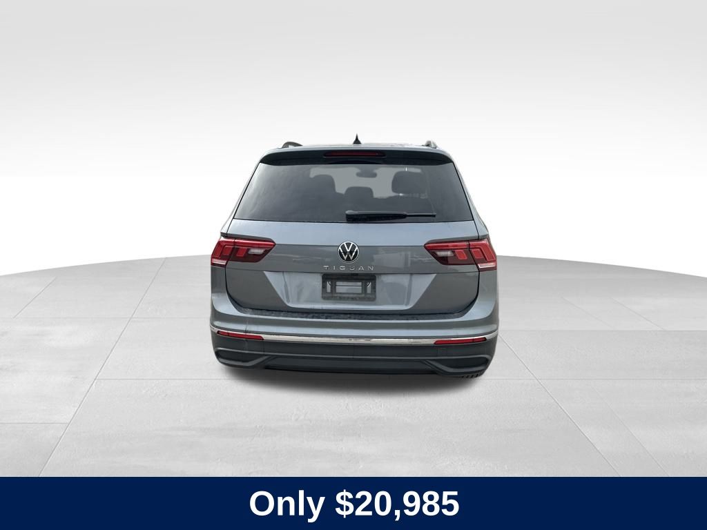 2023 Volkswagen Tiguan S photo 3