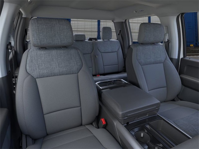 2025 Ford F-150 XL photo 5