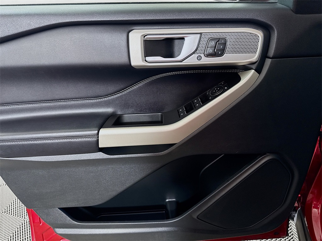 2021 Ford Explorer Limited photo 25