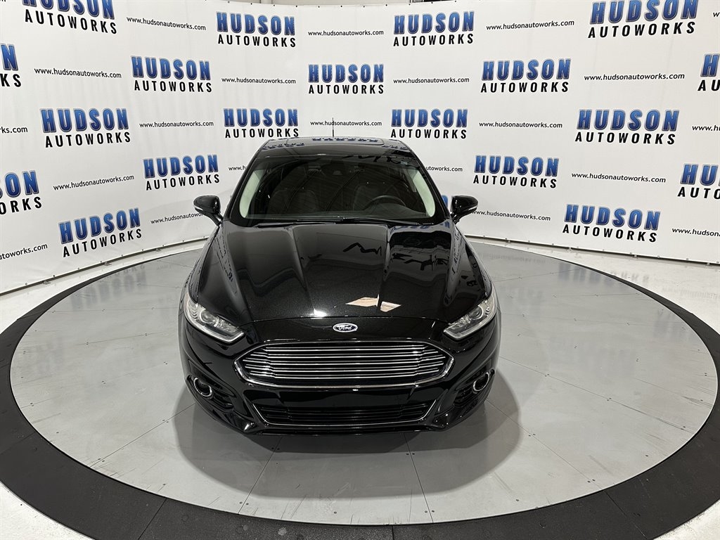 2014 Ford Fusion Titanium photo 3