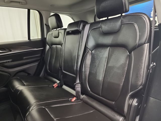 2023 Jeep Grand Cherokee Limited photo 12