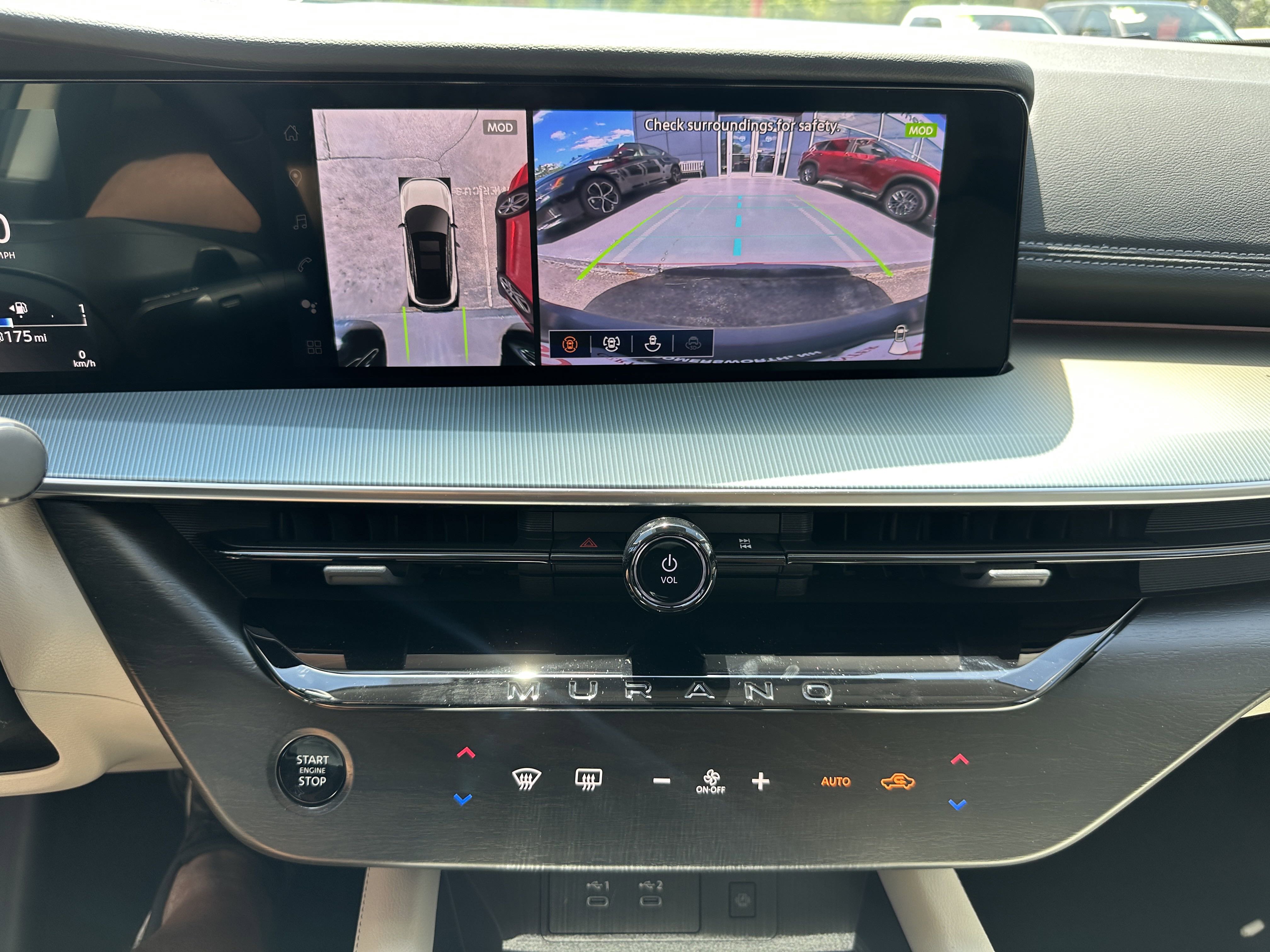 2025 Nissan Murano SL photo 4