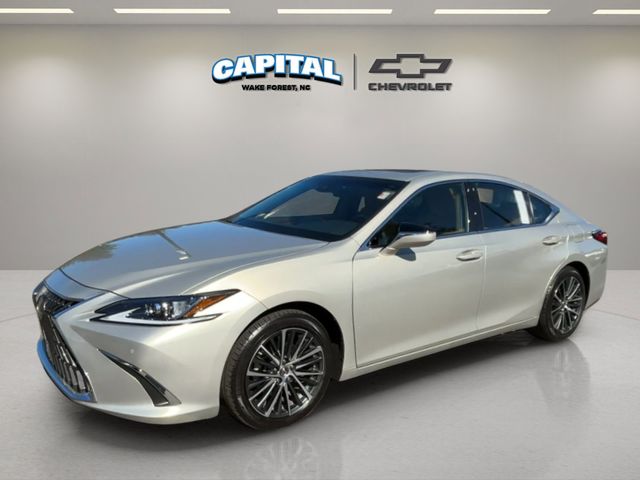 2023 Lexus ES 350's photo