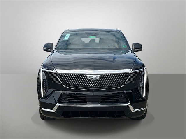 2025 Cadillac Escalade IQ Luxury photo 2