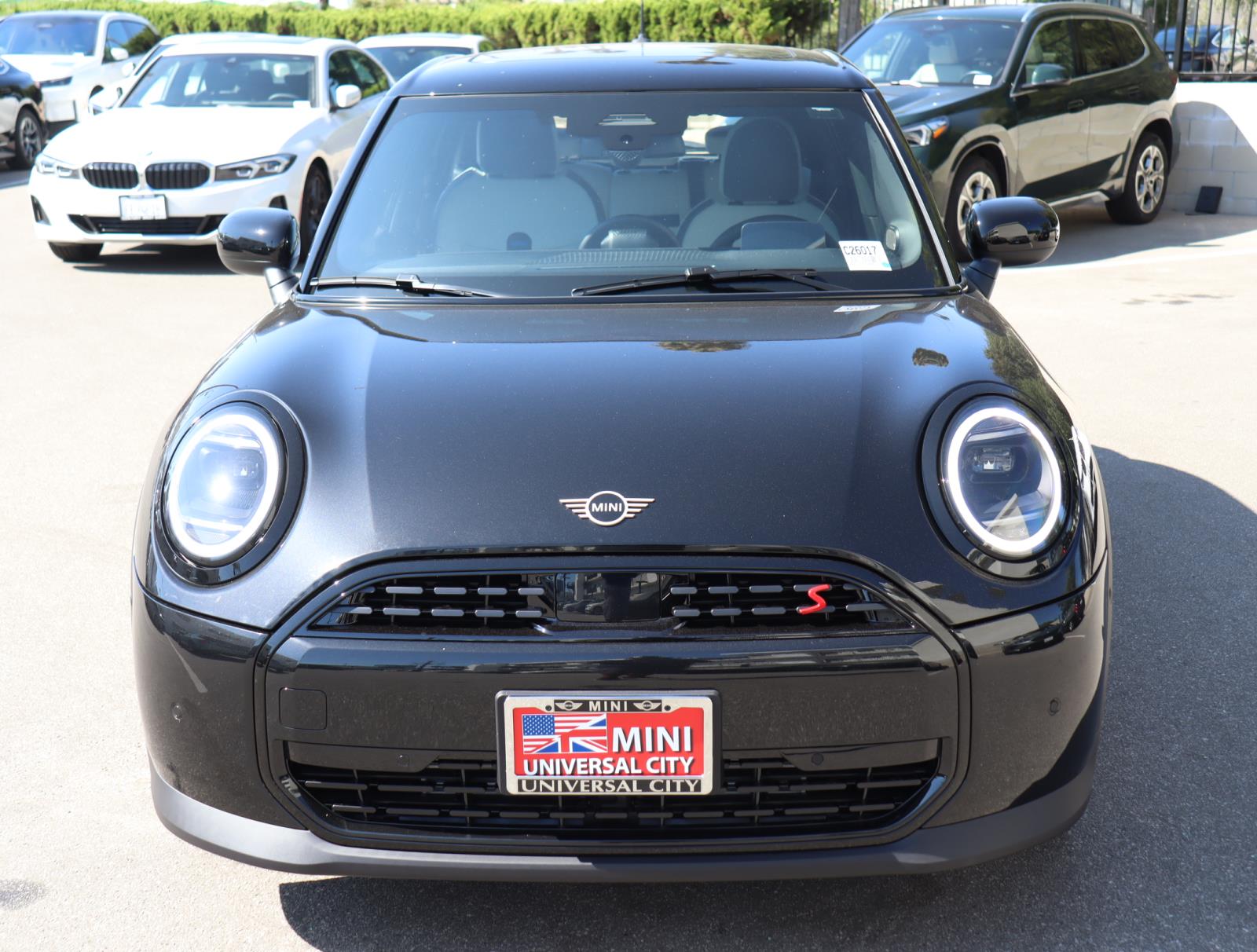 2026 Mini Cooper 4 Door Hardtop Signature photo 3
