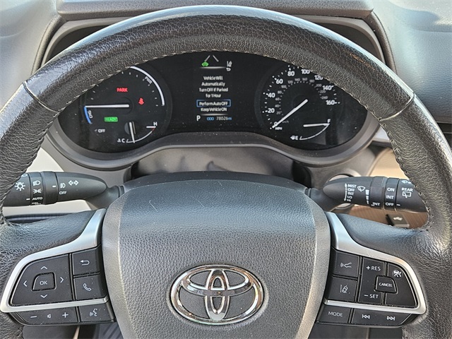 2024 Toyota Sienna XLE photo 24