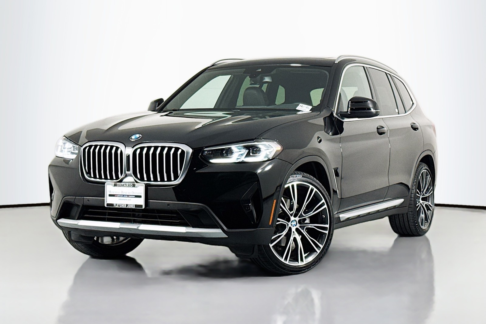 2023 BMW X3 30i's photo