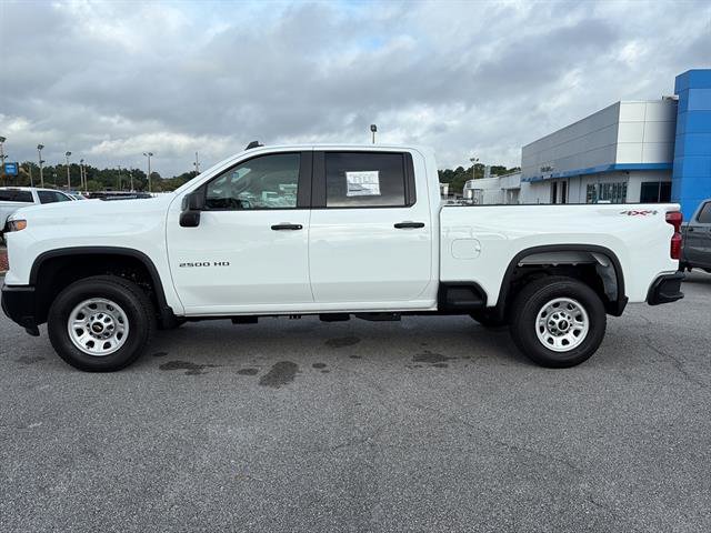 2025 Chevrolet Silverado 2500HD photo 2