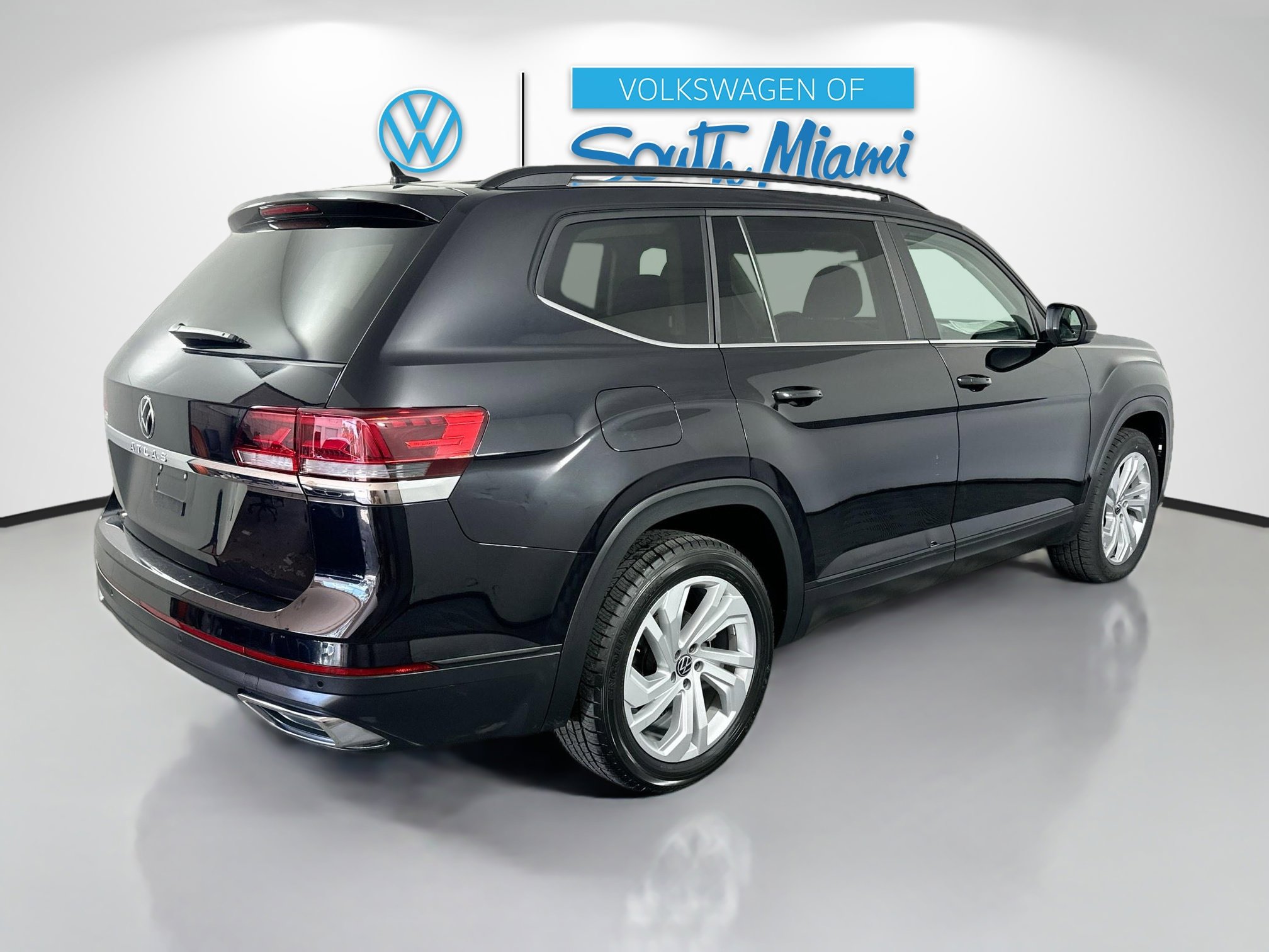 2022 Volkswagen Atlas SE Technology photo 3