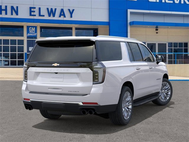 2025 Chevrolet Suburban Premier photo 3