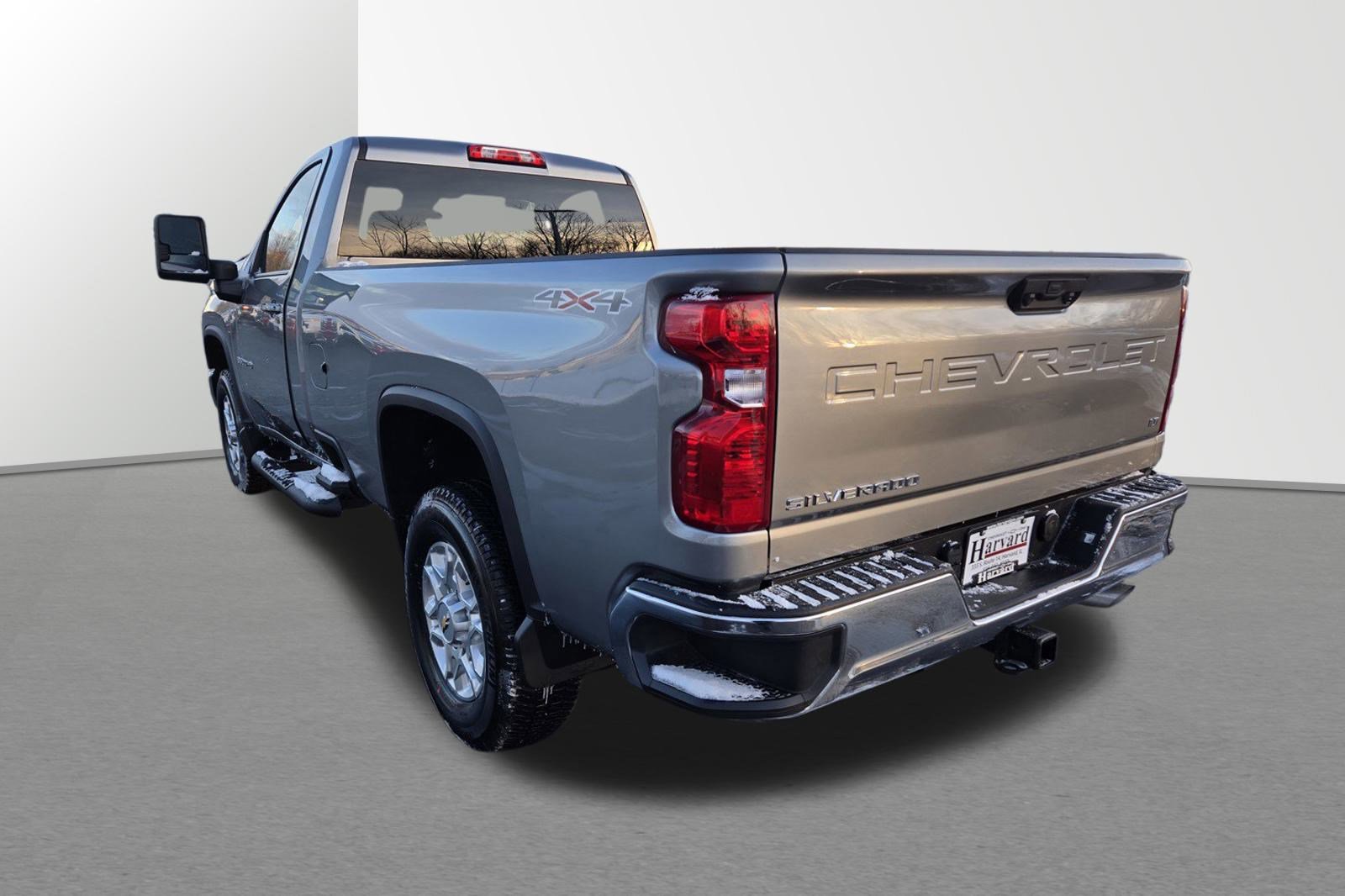 2025 Chevrolet Silverado 3500HD LT photo 4