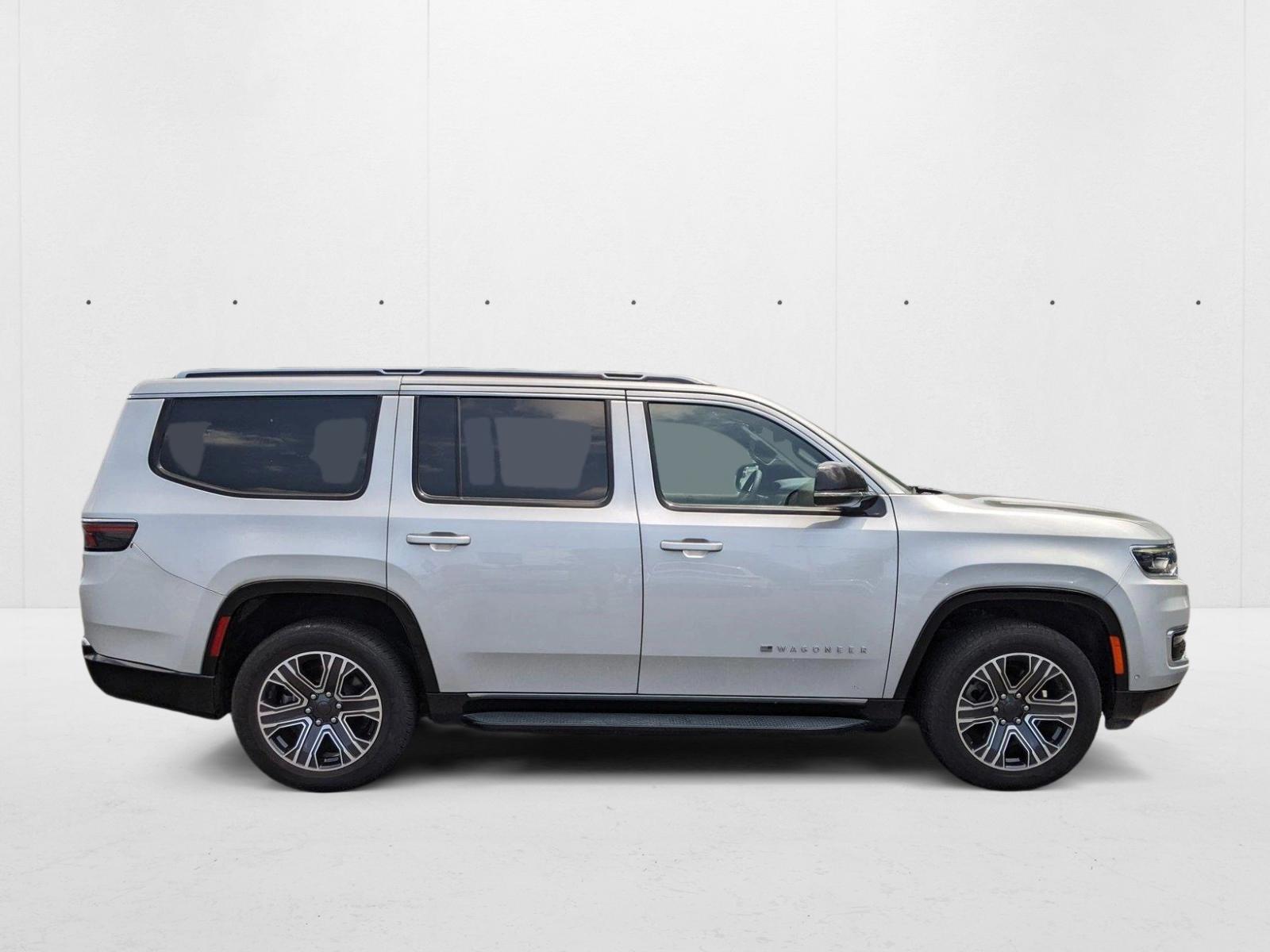 2024 Jeep Wagoneer Series II photo 4