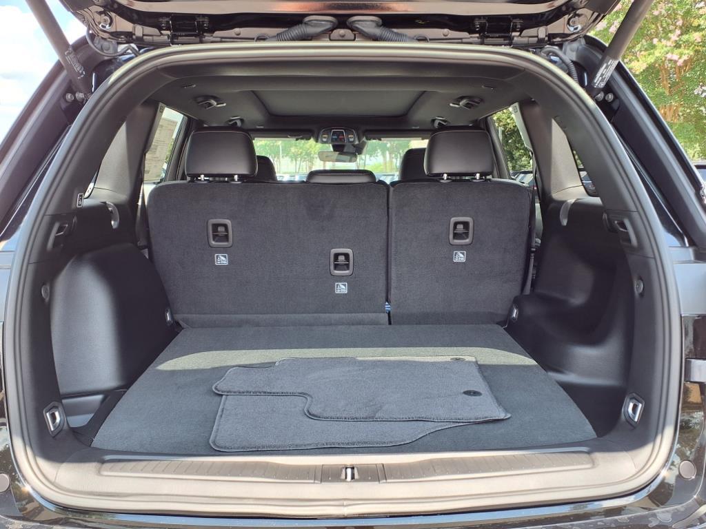 2025 Jeep Grand Cherokee Limited photo 15