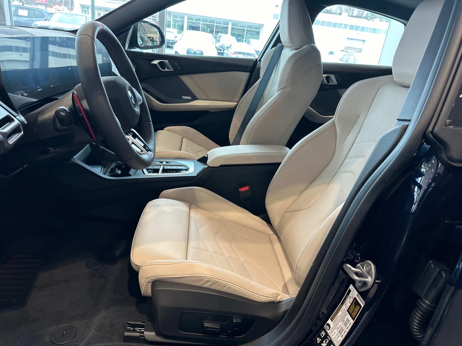 2025 BMW 2 Series M235 - Photo 11