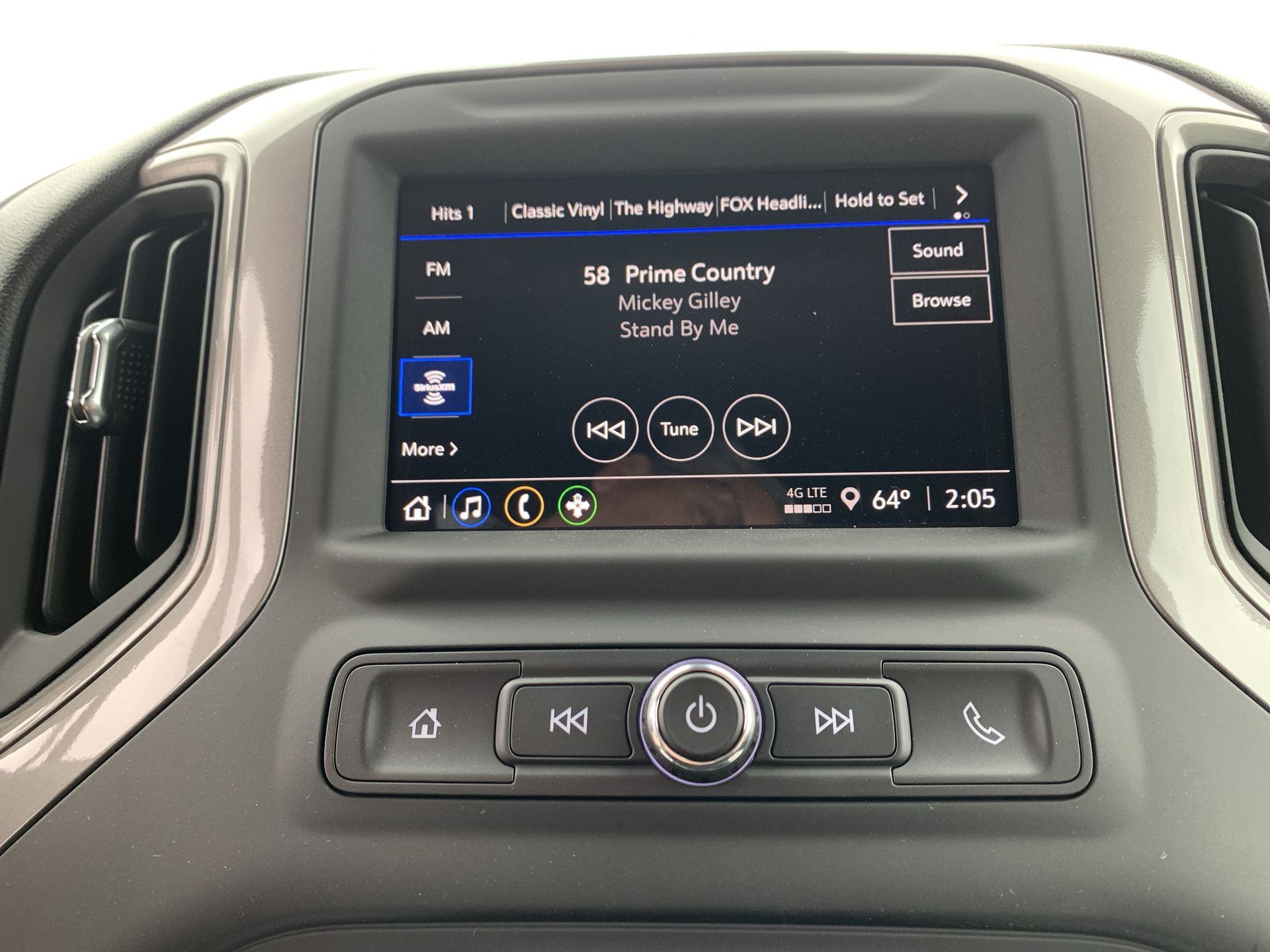 2025 Gmc Sierra 2500 HD Pro photo 3