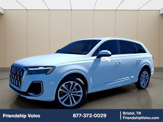 2025 Audi Q7 Premium Plus's photo