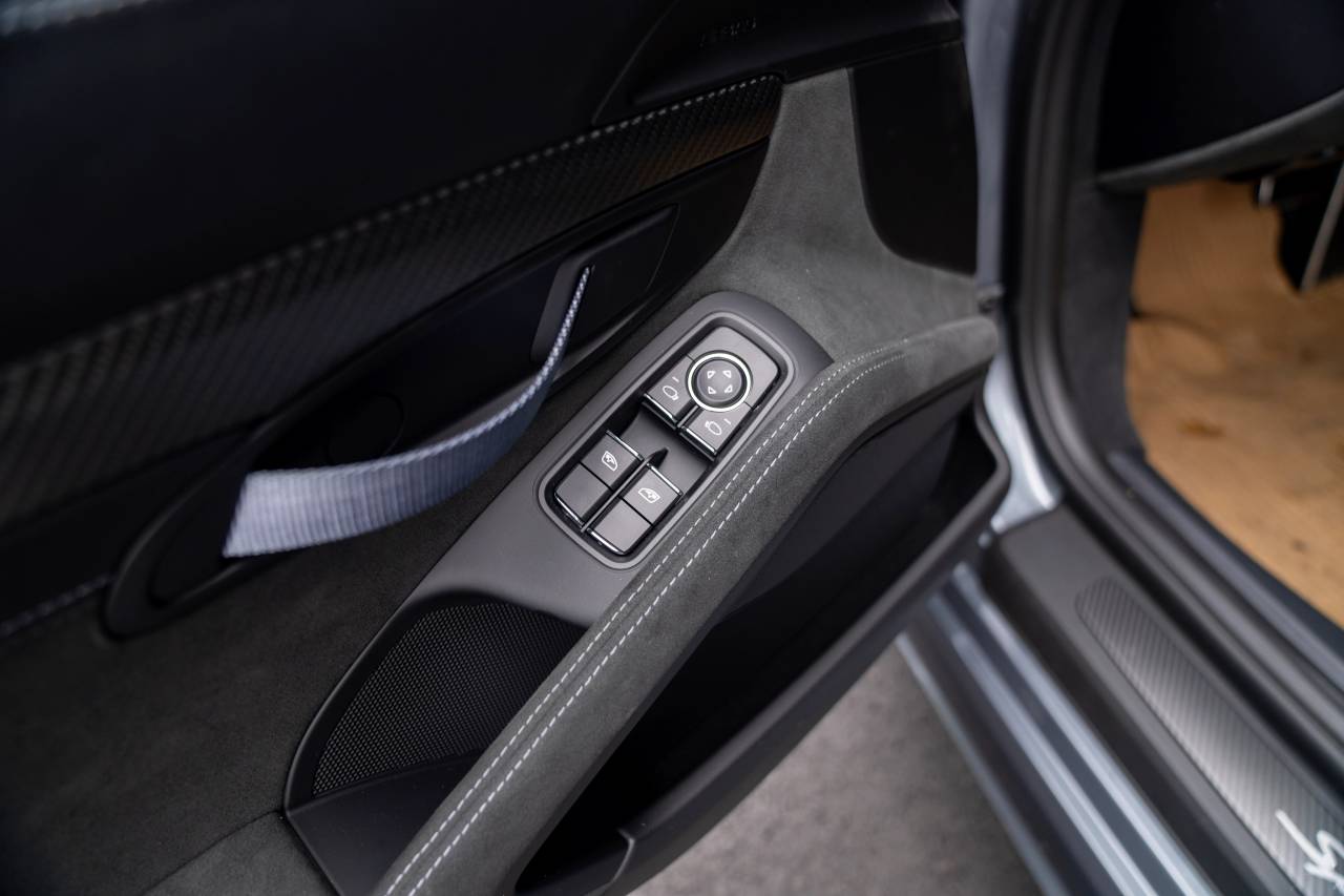2025 Porsche Boxster Spyder photo 21