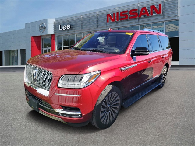 2019 Lincoln Navigator Reserve's photo