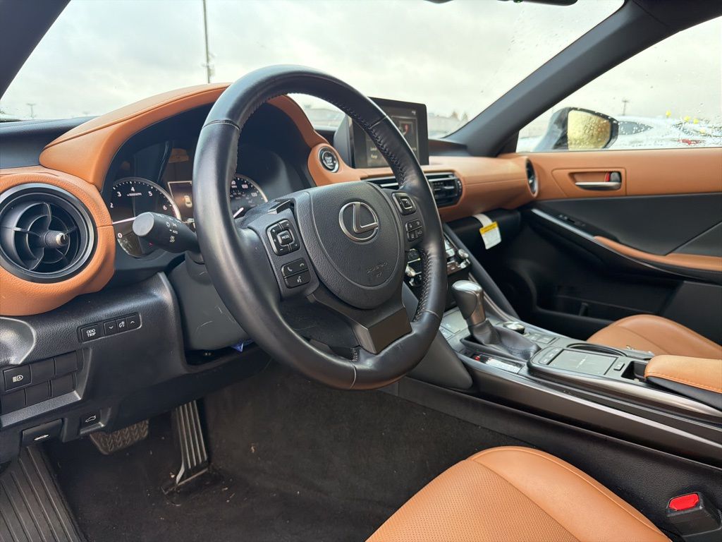 2023 Lexus IS 300 photo 2