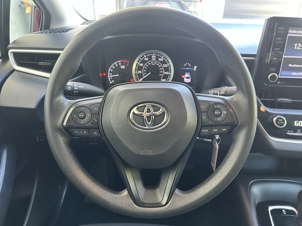 2022 Toyota Corolla LE photo 6