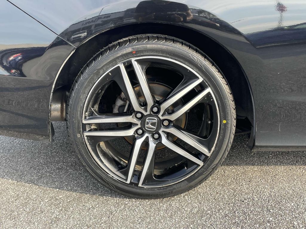 2016 Honda Accord Touring photo 30